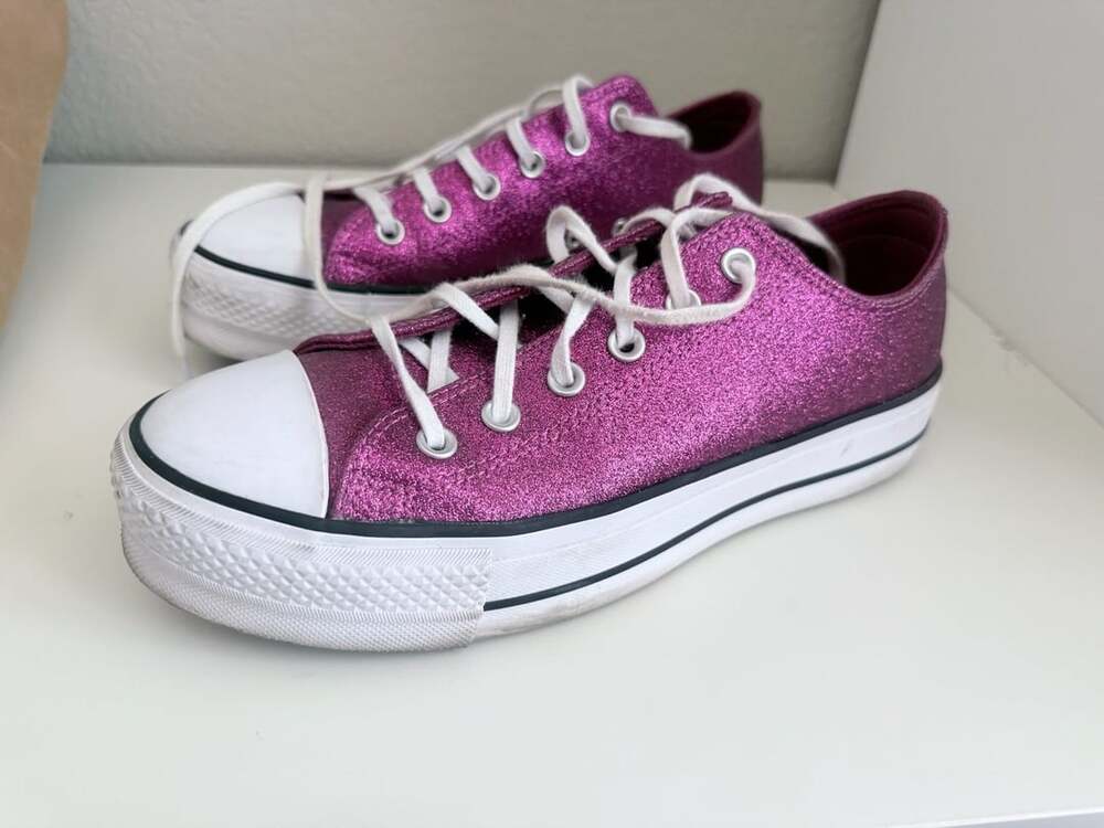 Converse Chuck Taylor All Star Lift Platform Glitter Fuchsia Sneakers